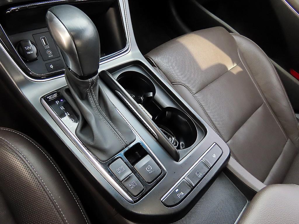 HYUNDAI Grandeur - Vista 10