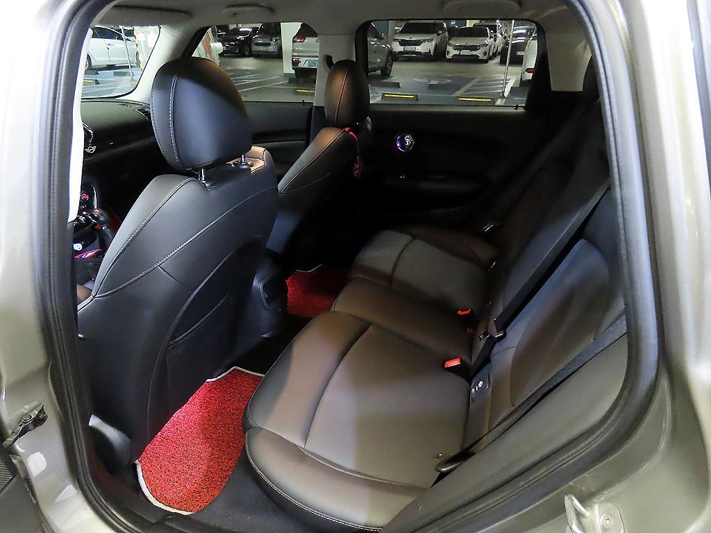 Mini Clubman - Vista 7