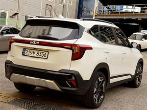 KIA Seltos - Vista 8