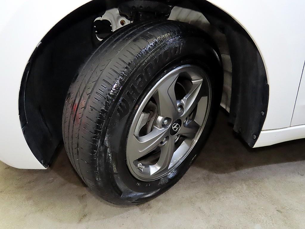 HYUNDAI Avante 2016 Blanco - Importación desde Corea - HF Imports Iquique - Foto 19