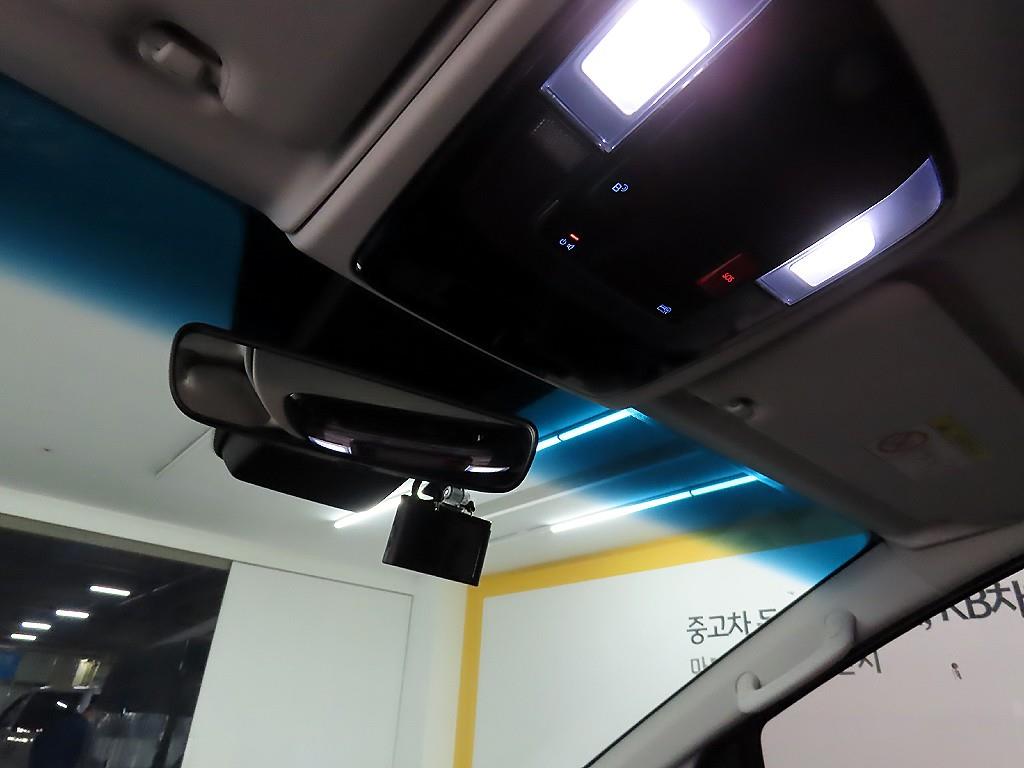 HYUNDAI Staria 2023 Negro - Importación desde Corea - HF Imports Iquique - Foto 16