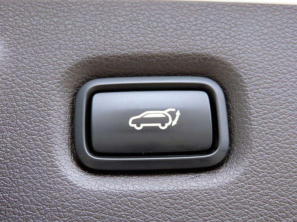 HYUNDAI Santa Fe 2019 Blanco - Importación desde Corea - HF Imports Iquique - Foto 16