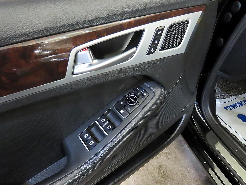 HYUNDAI Genesis 2016 Negro - Importación desde Corea - HF Imports Iquique - Foto 13