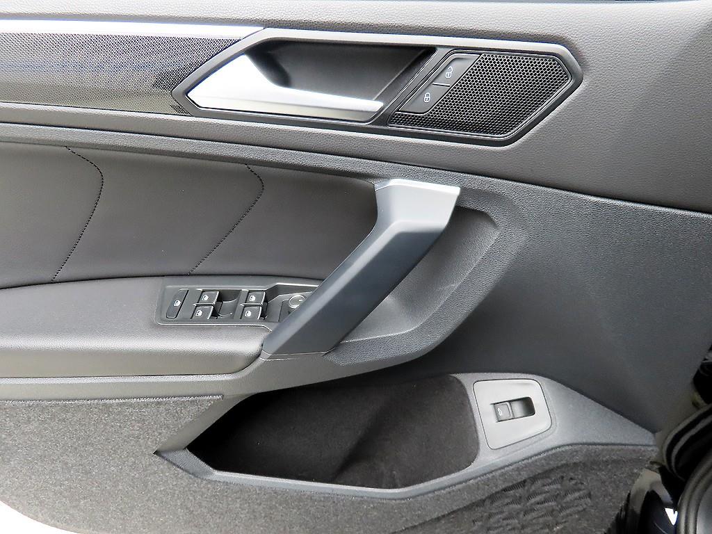 Volkswagen Tiguan - Vista 11