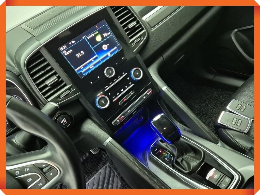 SAMSUNG QM6 - Vista 11