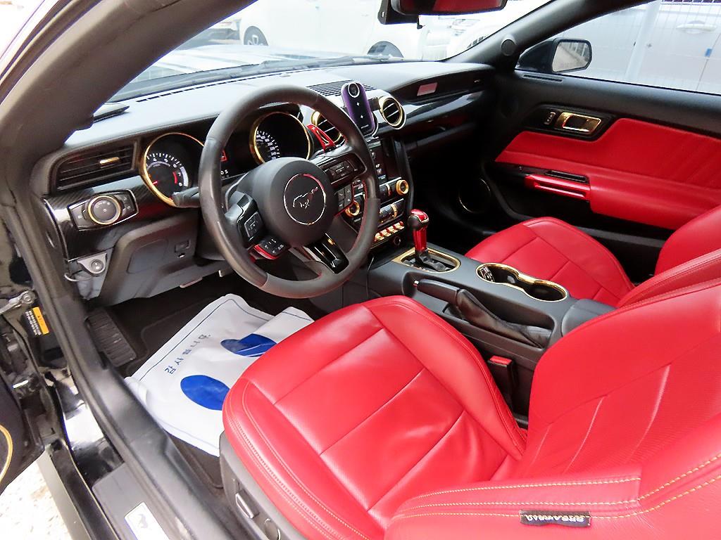 Ford Mustang - Vista 11