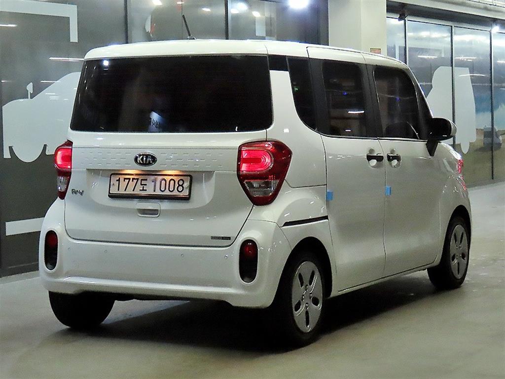 KIA Ray - Vista 4