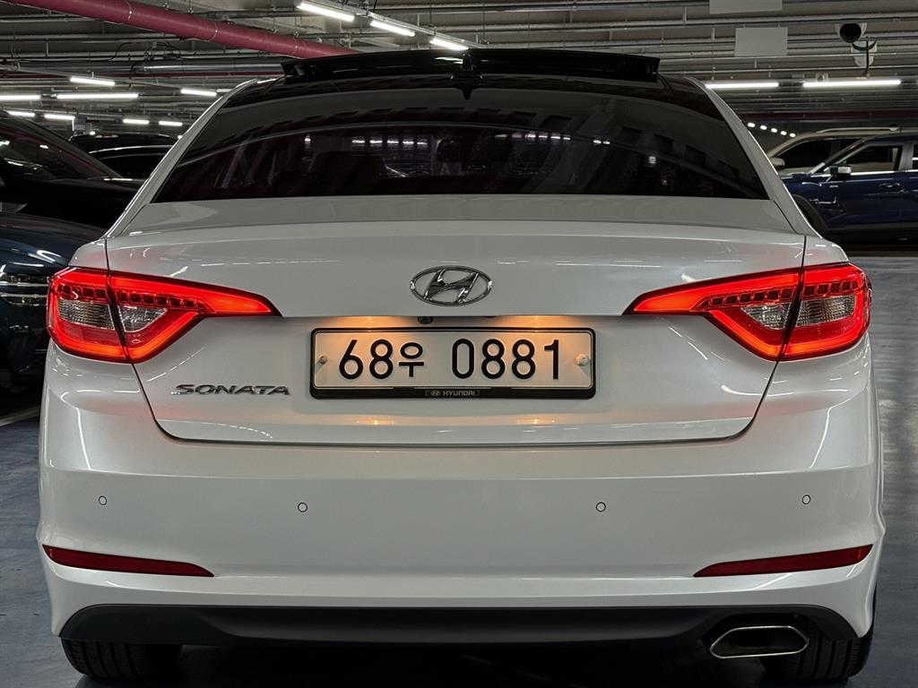 HYUNDAI Sonata - Vista 4