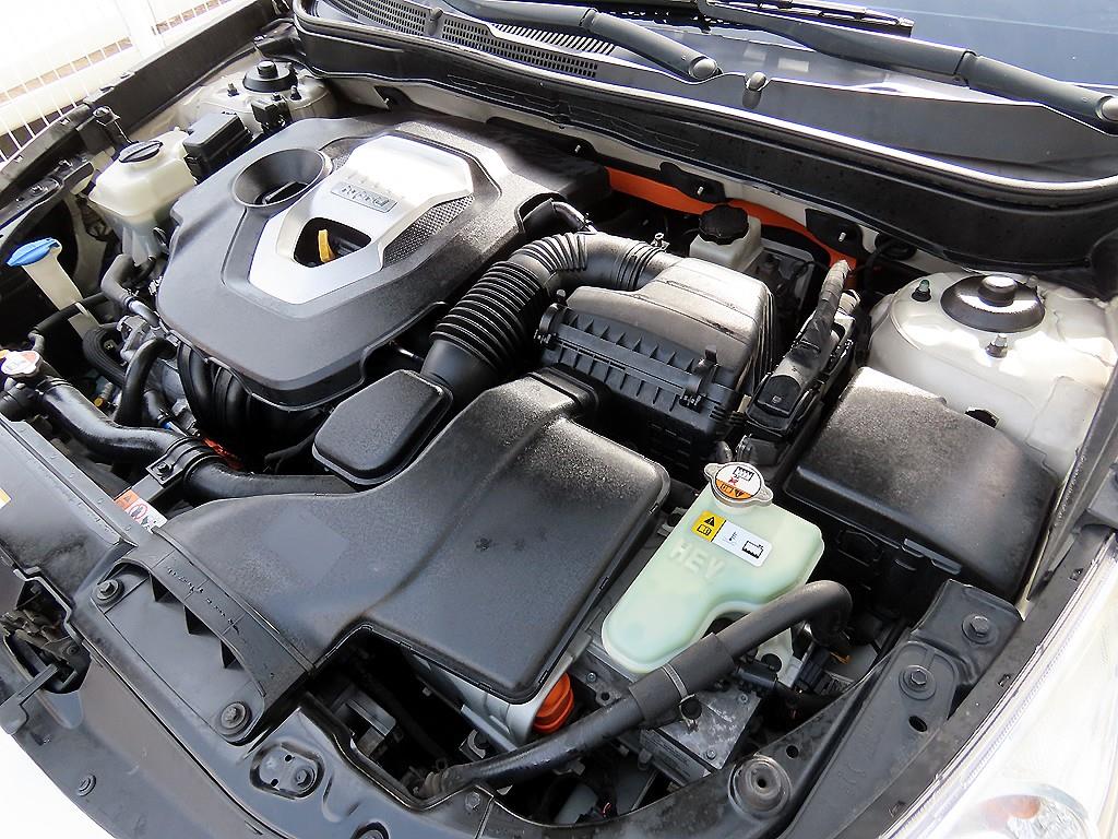 HYUNDAI Sonata 2012 Blanco - Importación desde Corea - HF Imports Iquique - Foto 19