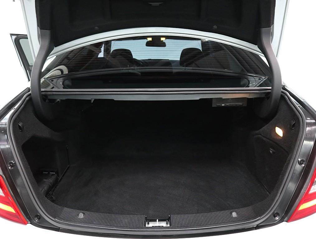 Mercedes Benz C Class 2012 Gris - Importación desde Corea - HF Imports Iquique - Foto 17