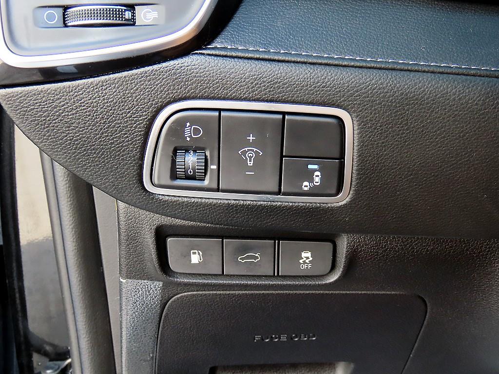 HYUNDAI Grandeur - Vista 12