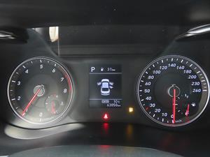 Genesis G70 - Vista 12