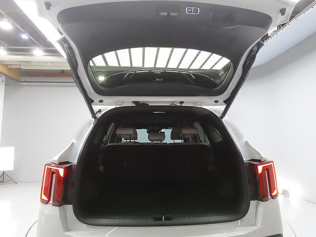 KIA Sorento - Vista 9
