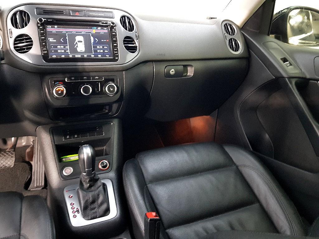 Volkswagen Tiguan - Vista 10