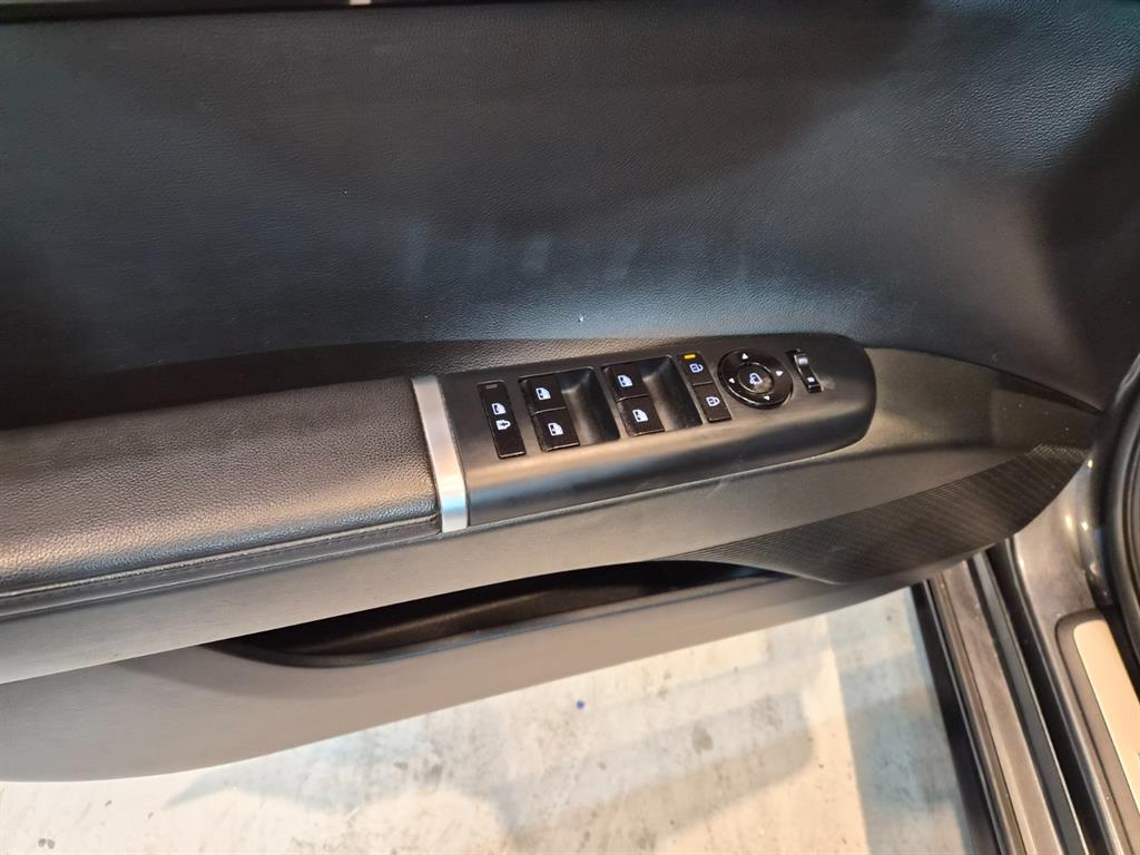 HYUNDAI Grandeur - Vista 10