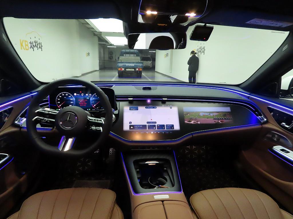 Mercedes Benz E class - Vista 7