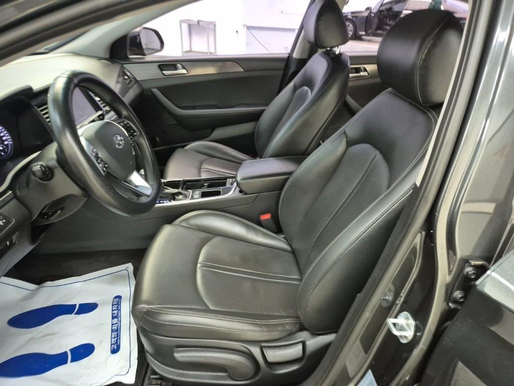 HYUNDAI Sonata - Vista 11