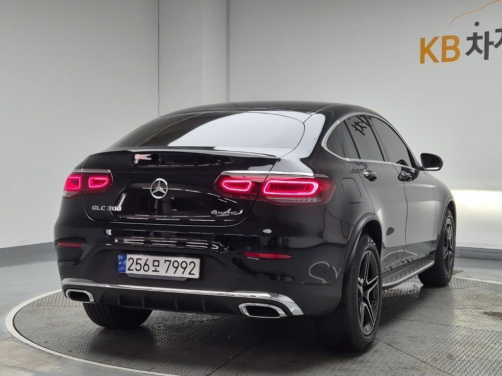 Mercedes Benz GLC Class - Vista 2