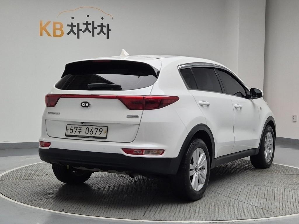KIA Sportage - Vista 3