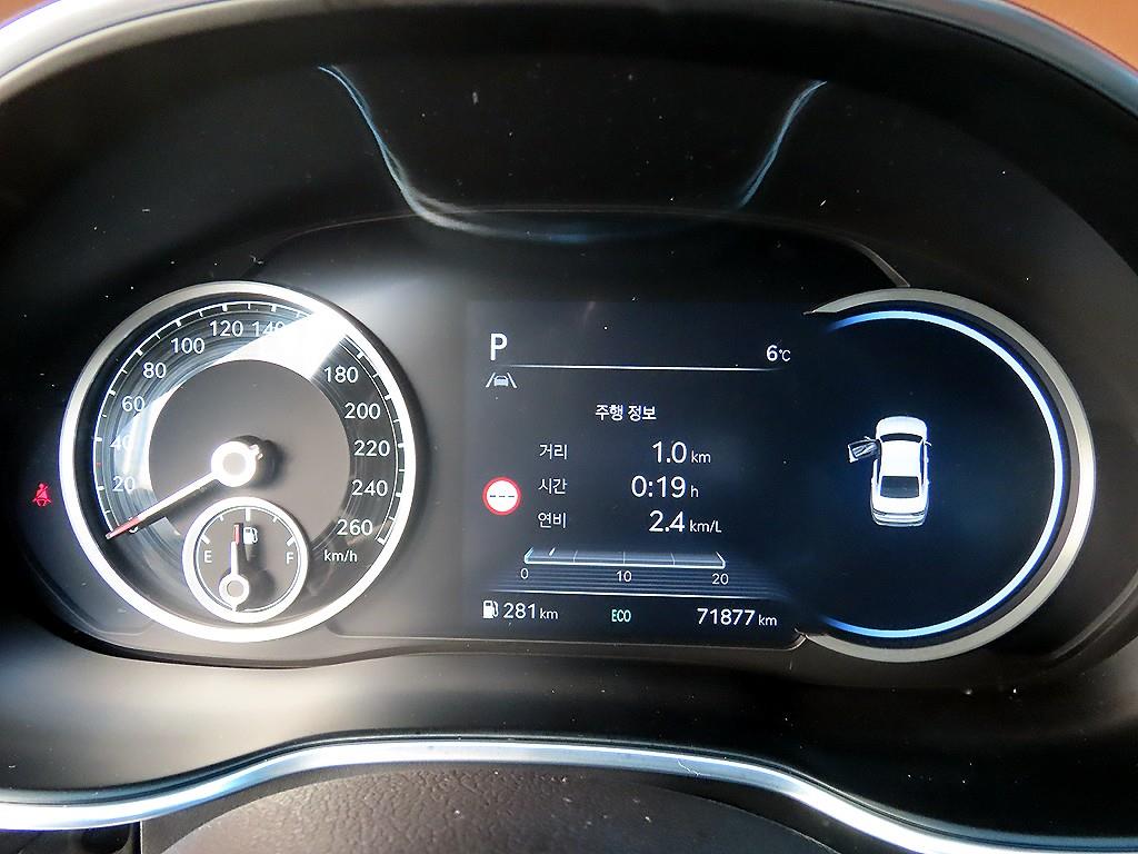 Genesis G80 - Vista 9