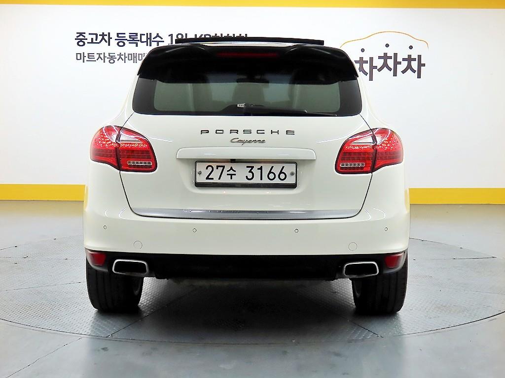 Porsche Cayenne - Vista 5