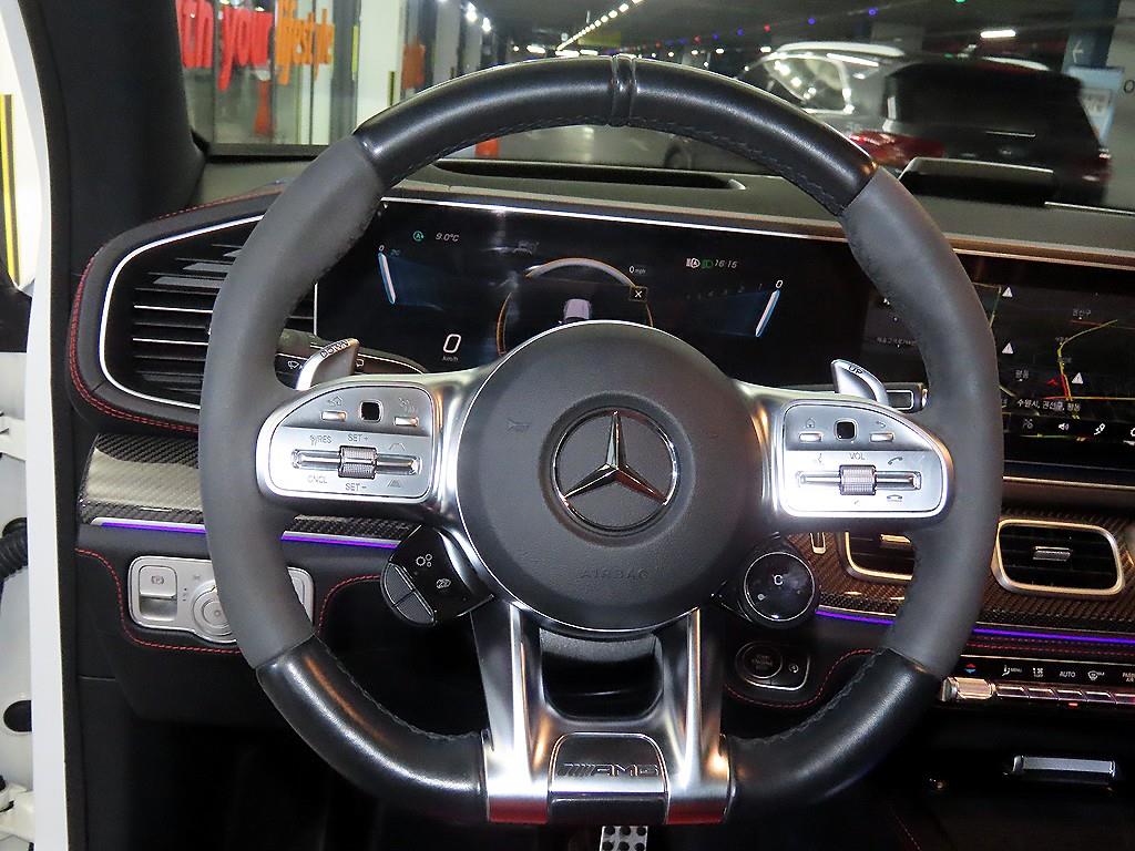 Mercedes Benz GLE Class - Vista 8