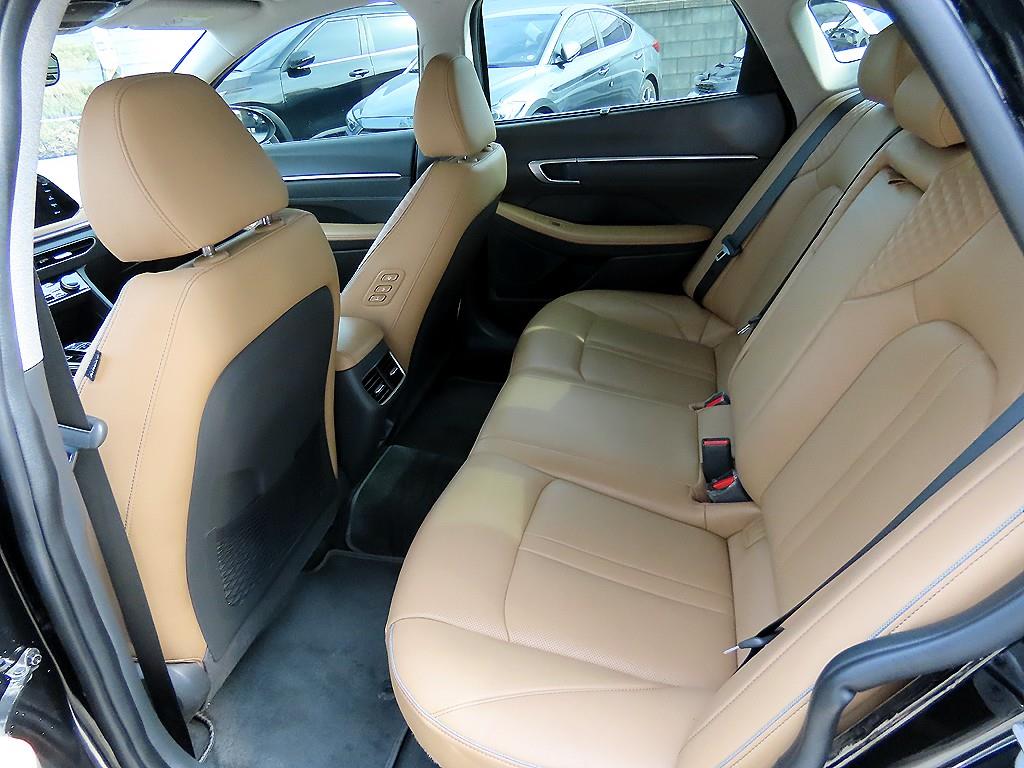 HYUNDAI Sonata - Vista 6