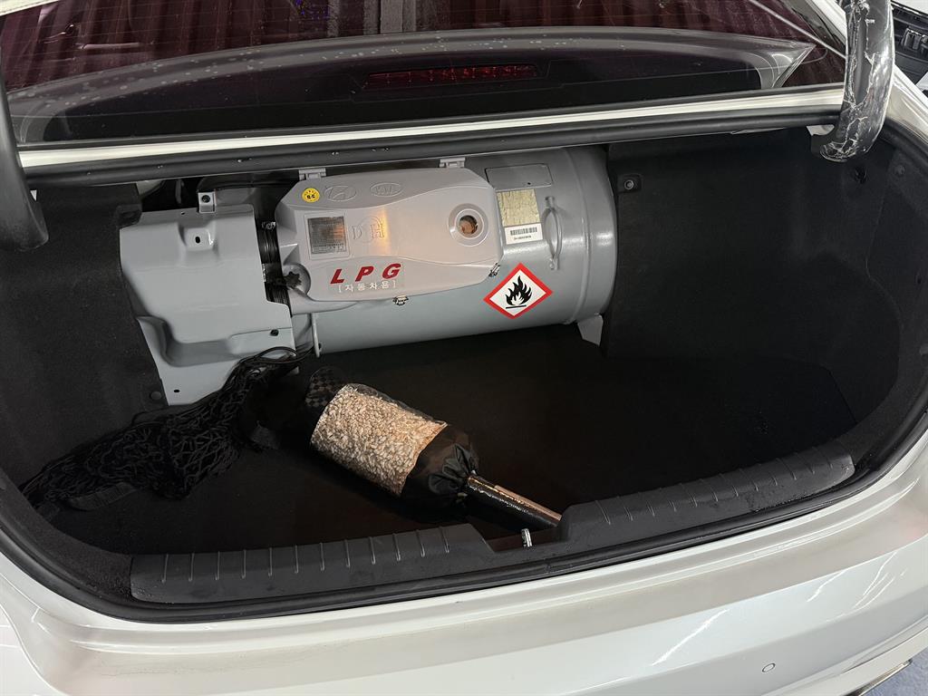 HYUNDAI Sonata 2016 Blanco - Importación desde Corea - HF Imports Iquique - Foto 20