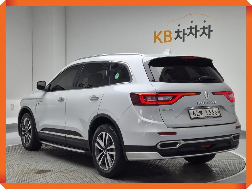 SAMSUNG QM6 - Vista 3