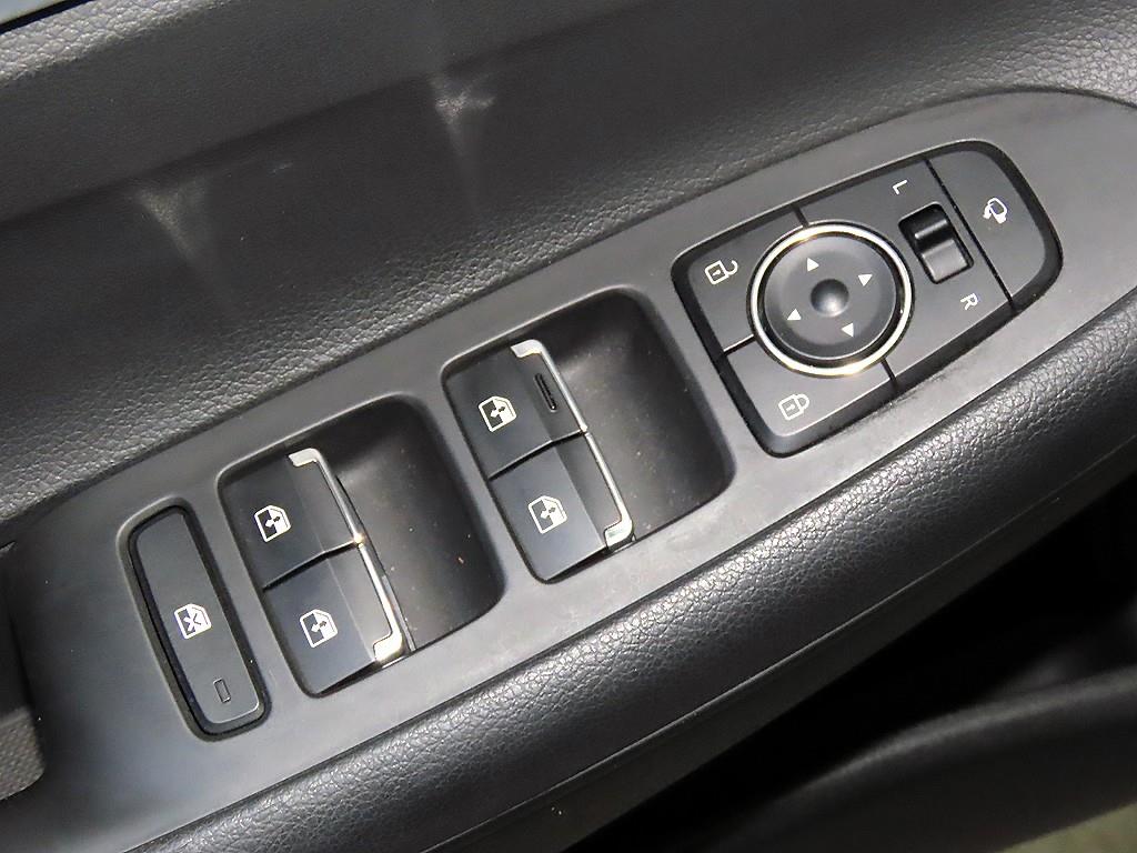 HYUNDAI Grandeur 2022 Negro - Importación desde Corea - HF Imports Iquique - Foto 13