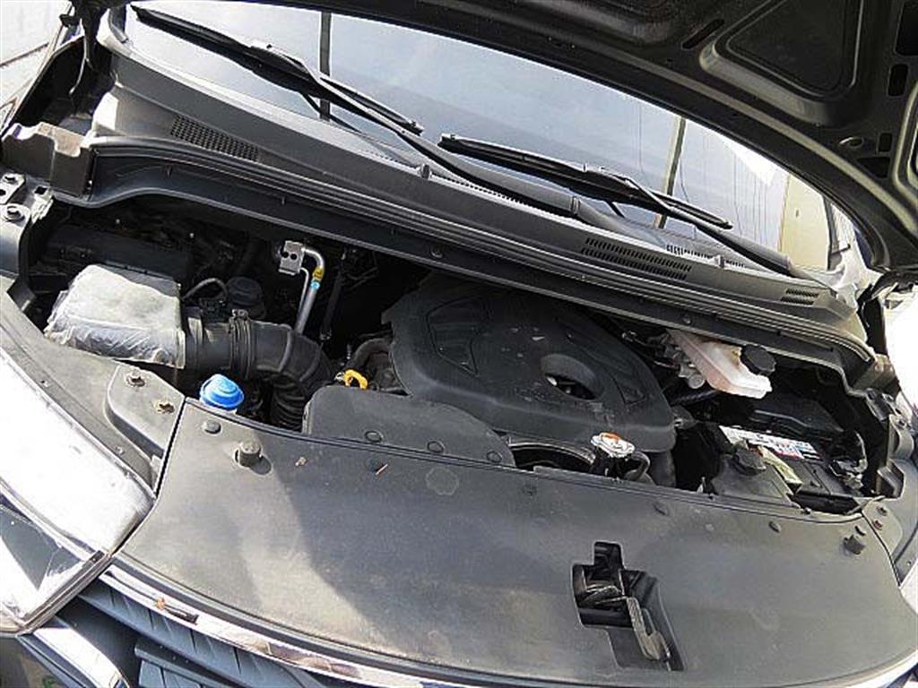 HYUNDAI Starex 2019 Negro - Importación desde Corea - HF Imports Iquique - Foto 9