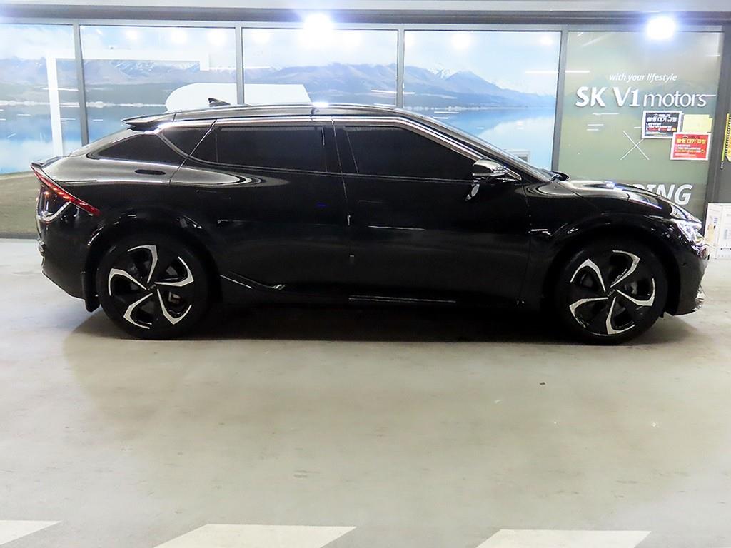KIA EV6 - Vista 3