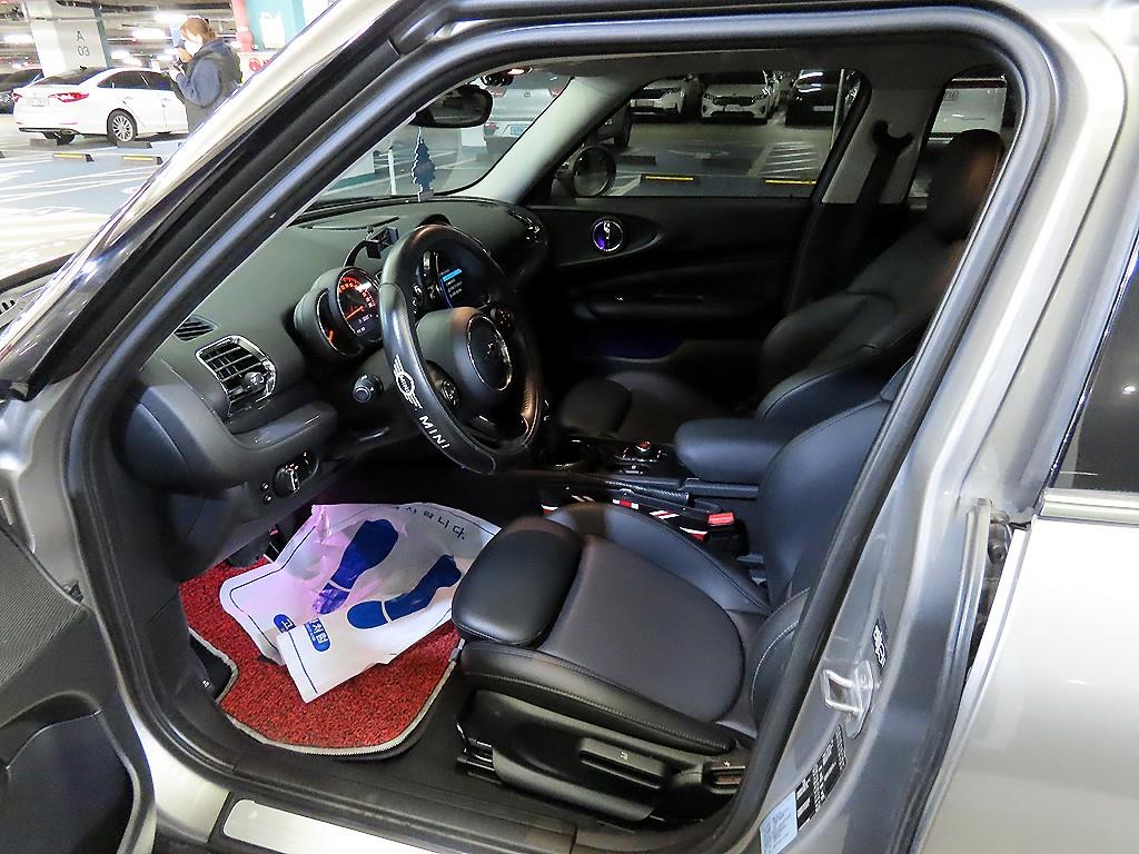 Mini Clubman - Vista 6