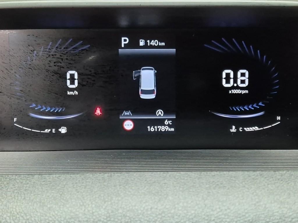 HYUNDAI Staria - Vista 6