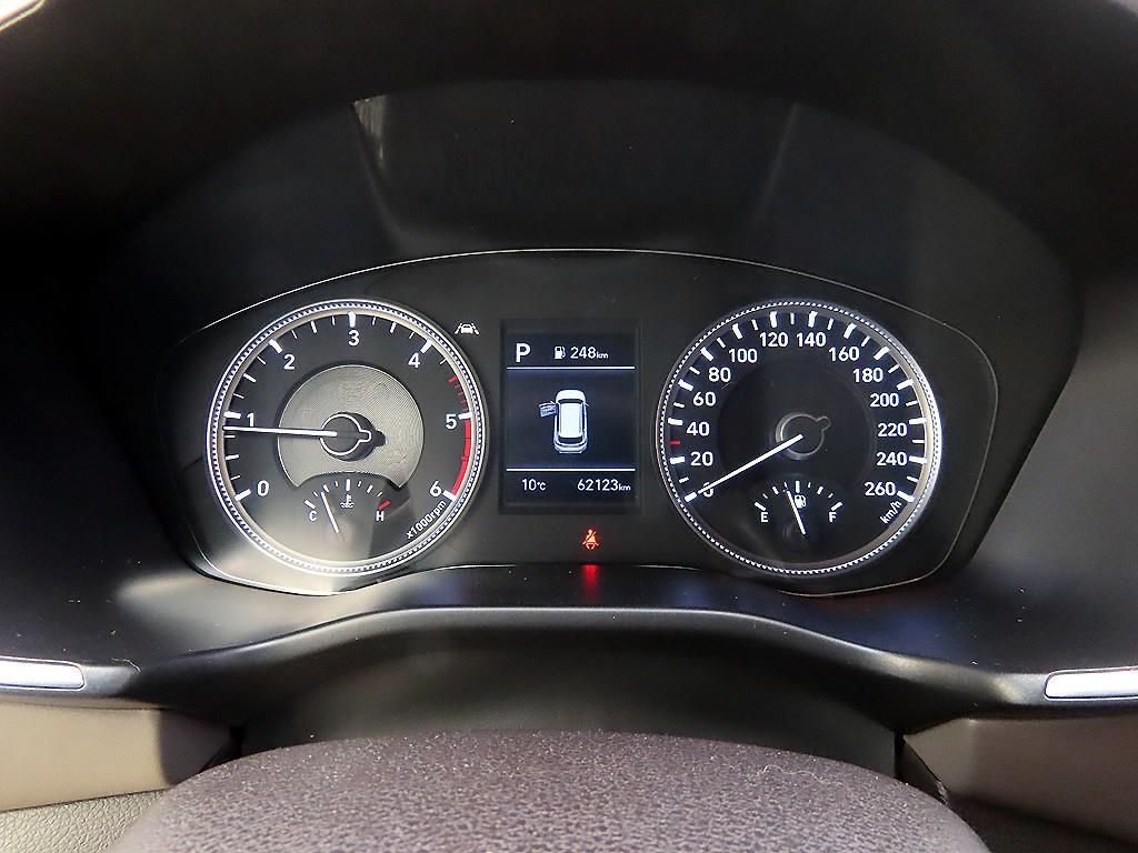 HYUNDAI Santa Fe - Vista 9