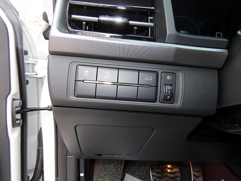 Ssangyong Rexton - Vista 11