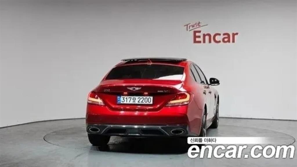 Genesis G70 - Vista 4