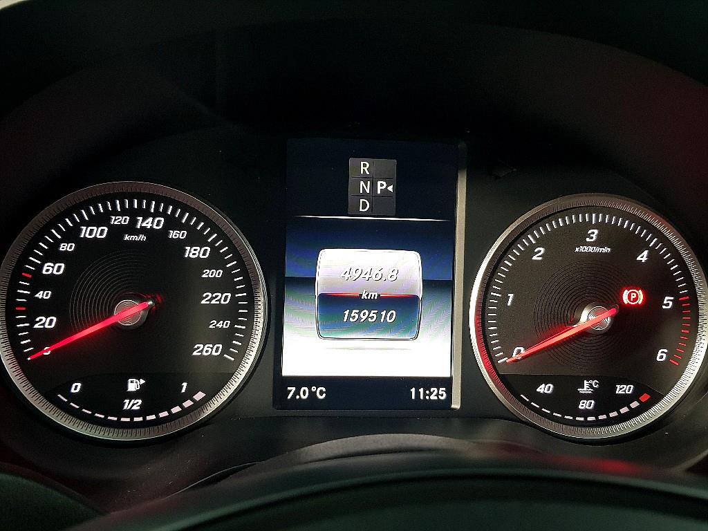 Mercedes Benz C Class - Vista 7