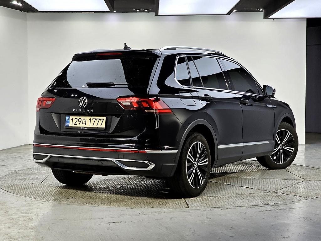 Volkswagen Tiguan - Vista 4