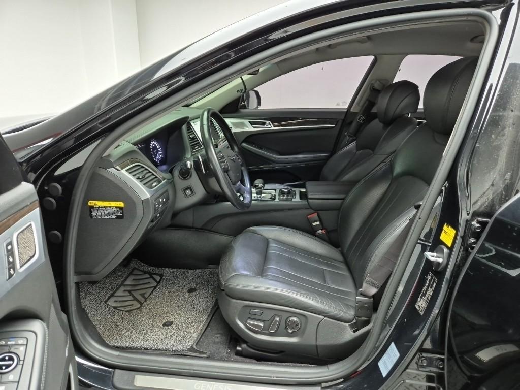 Genesis G80 - Vista 11