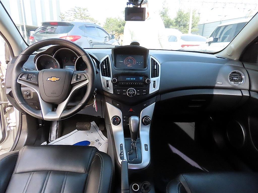 Chevrolet Cruise - Vista 7