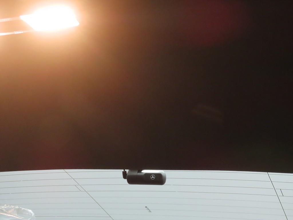 Mercedes Benz C Class - Vista 11