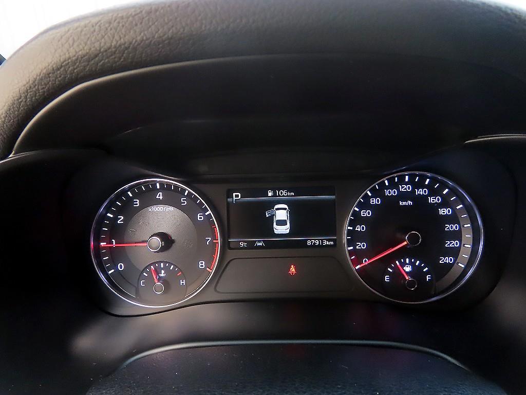 KIA K3 - Vista 8