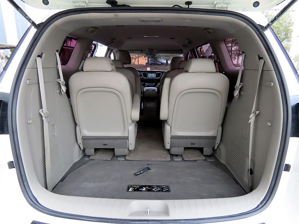 KIA Carnival 2019 Blanco - Importación desde Corea - HF Imports Iquique - Foto 18