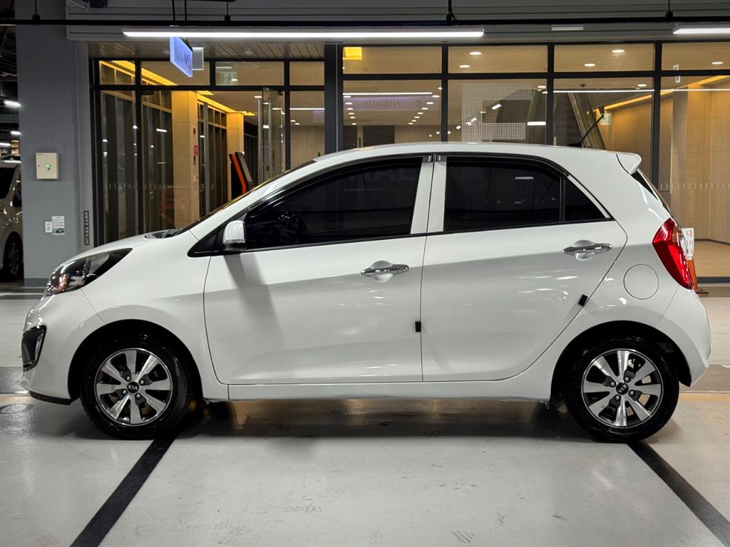 KIA Morning - Vista 5