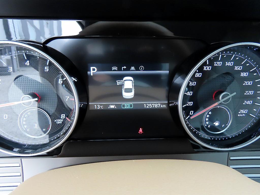 HYUNDAI Grandeur - Vista 9