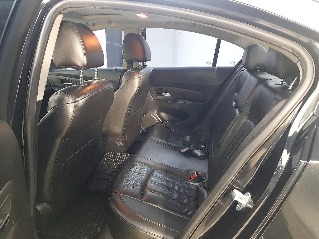 Chevrolet Cruise - Vista 9