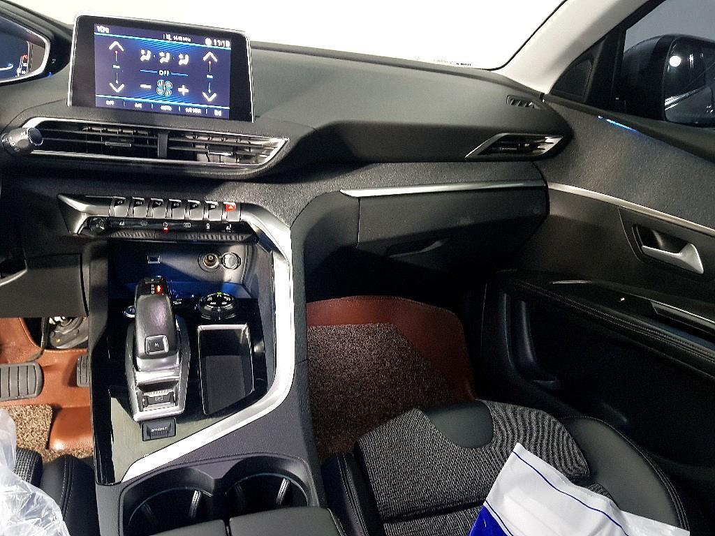 Peugeot 5008 - Vista 10