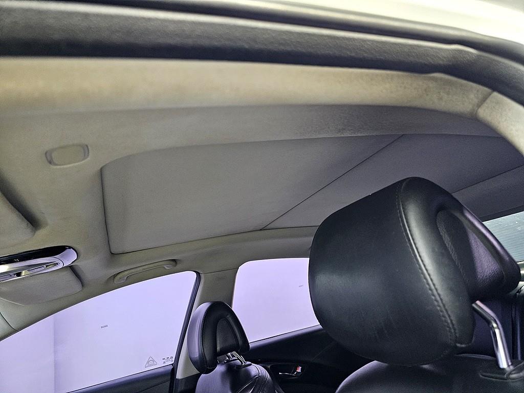 HYUNDAI Grandeur - Vista 12