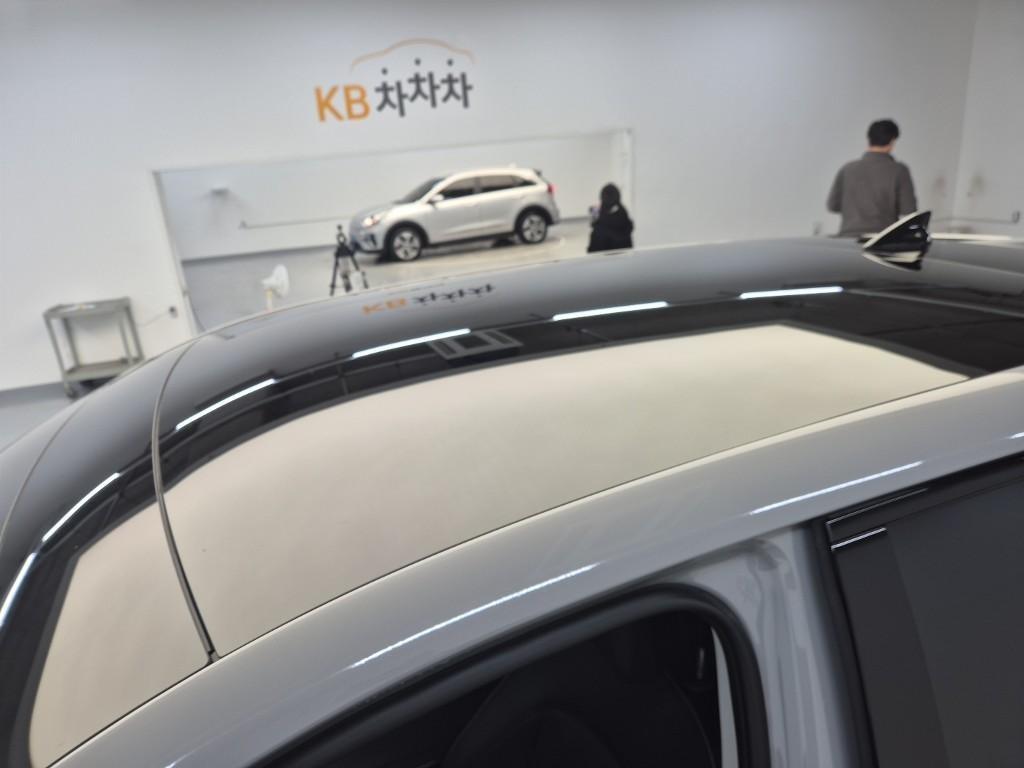 HYUNDAI Ioniq 5 2022 Gris - Importación desde Corea - HF Imports Iquique - Foto 13